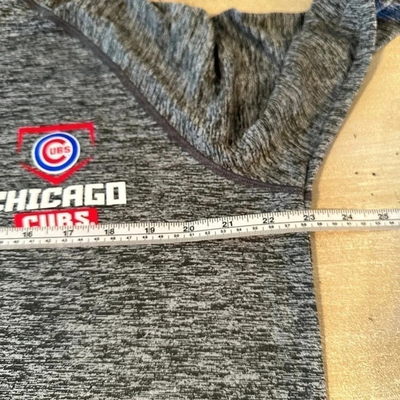 Under Armour Men’s Chicago Cubs Quarter Zip Long Sleeved Shirt HeatGear - Picture 10 of 11